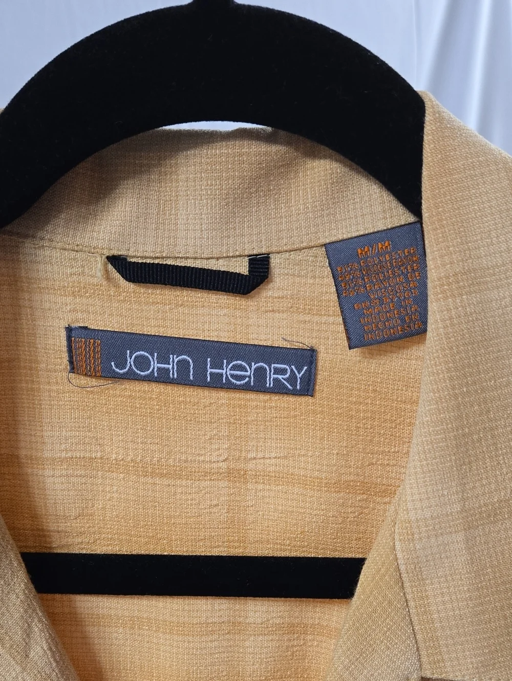 John Henry Men’s Short Sleeve Button-Up Shirt in Light Yellow Plaid Medium